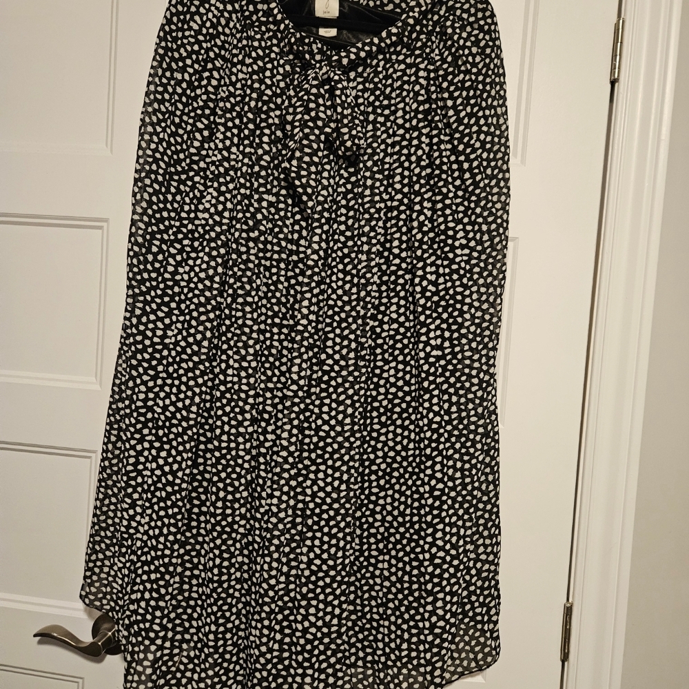 Black and White Polka Dot Skirt